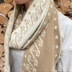 Betmar New York Scarf